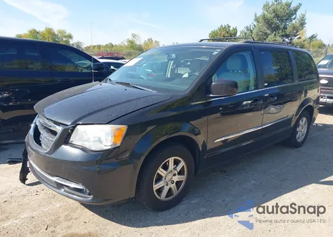 2013 Chrysler Town & Country Touring z USA, uszkodzony, nr VIN 2C4RC1BG0DR577959